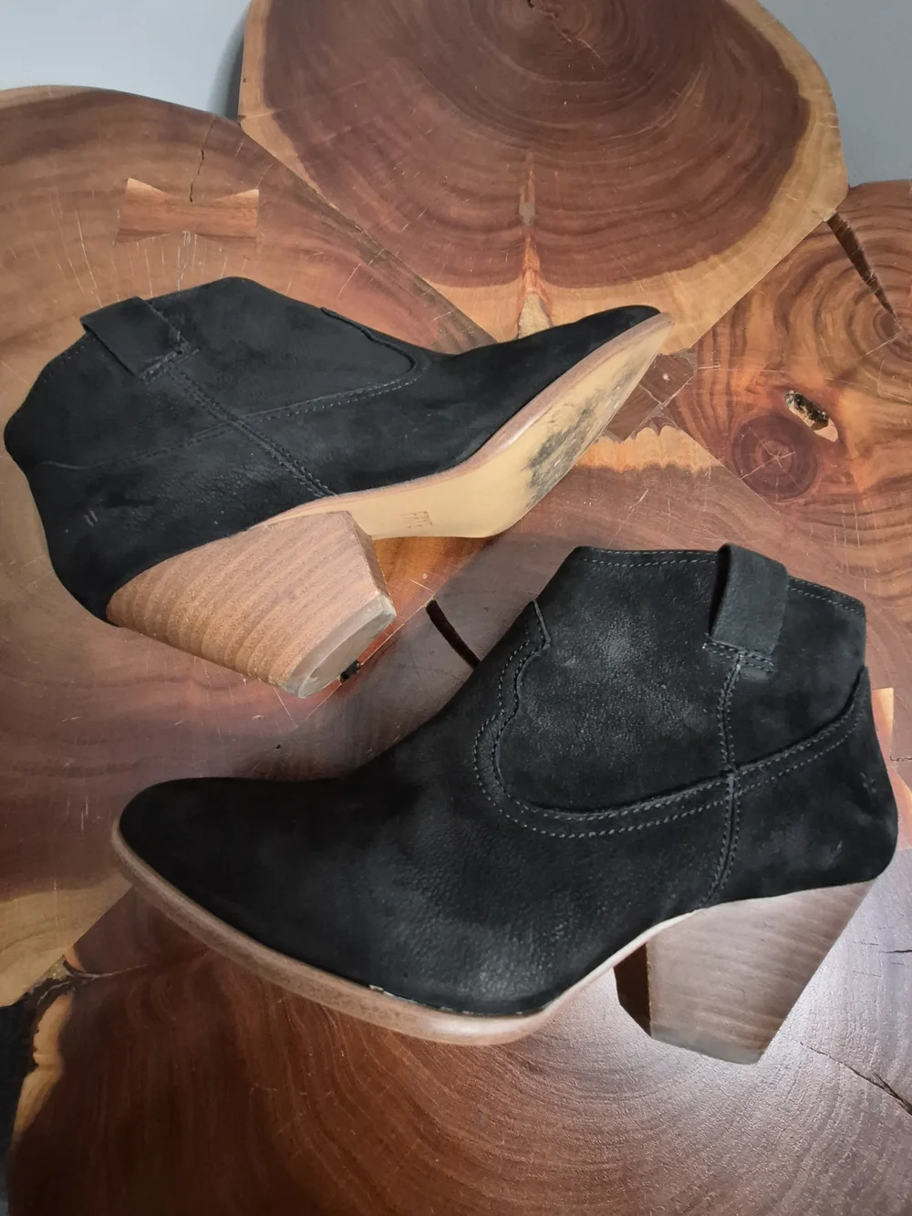 Frye Reina Bootie Black Suede Nubuck Western Ankle Boot Stacked Heel - 8.5